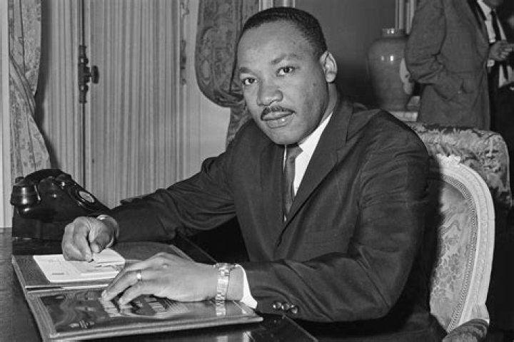 FileMartin Luther King, Jr. and Lyndon Johnson.jpg Wikimedia Commons