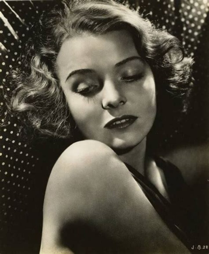 Film Noir Photos Tracking with Closeups Lola Albright