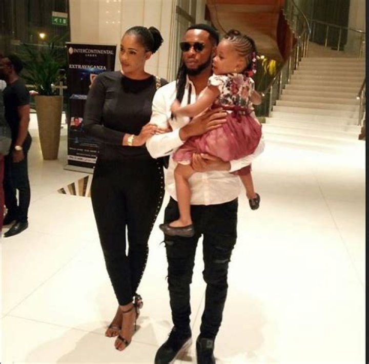 Flavour and wife, Sandra Okagbue expecting 2nd child Miss Petite