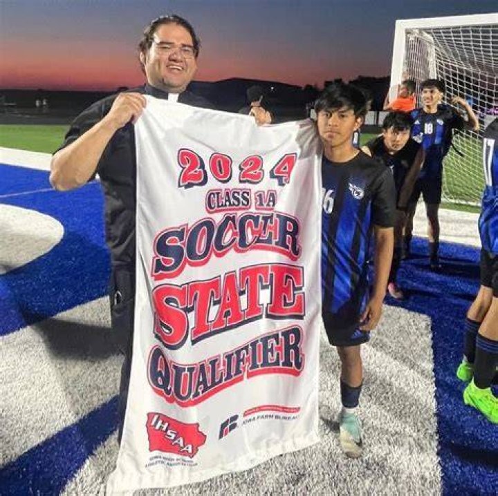 Former high school soccer star killed by stray bullet while working at