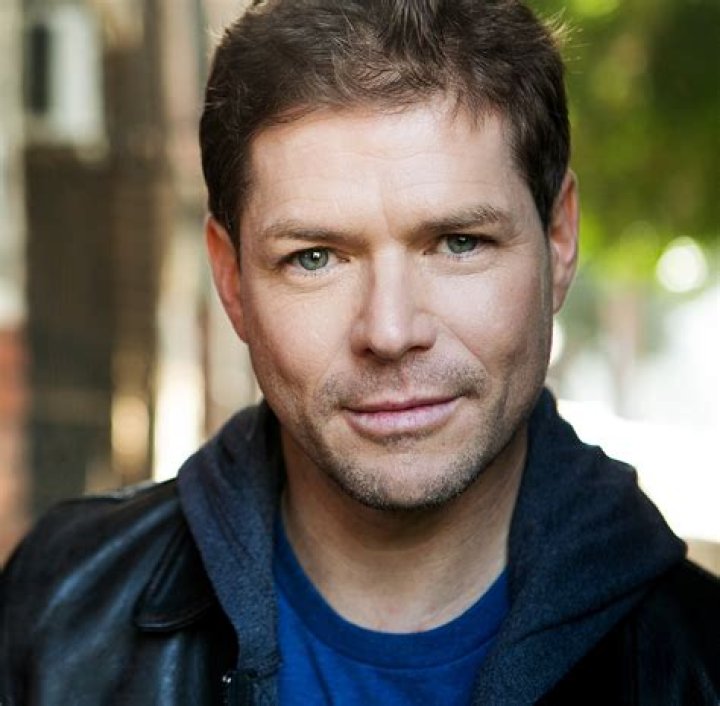 Foto de Phillip Paley Poster Phillip Paley AdoroCinema