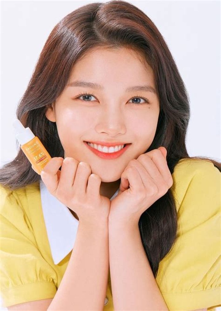 FY KIM YOO JUNG Kim yoo jung photoshoot, Kim yoo jung fashion, Kim