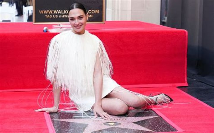 Gal Gadot Announces That She&rsquo;s Pregnant With Baby No. 2