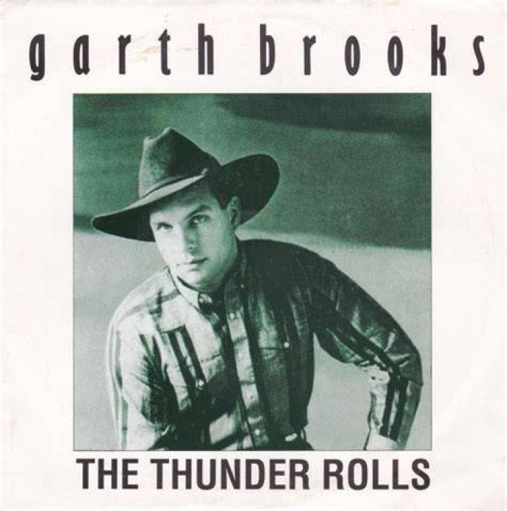 Garth Brooks The Thunder Rolls (Lyrics) YouTube