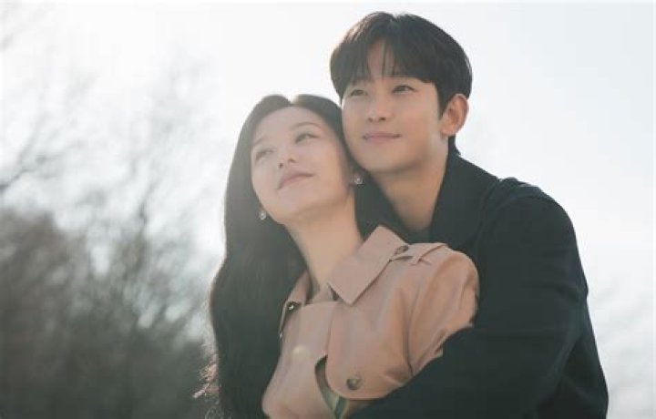 Get Kim Jiwon's clear, bright skin with these Kbeauty products Her