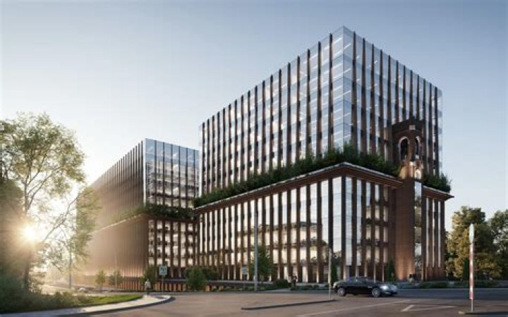 Get Taller &mdash; Poised and Powerful Chicago