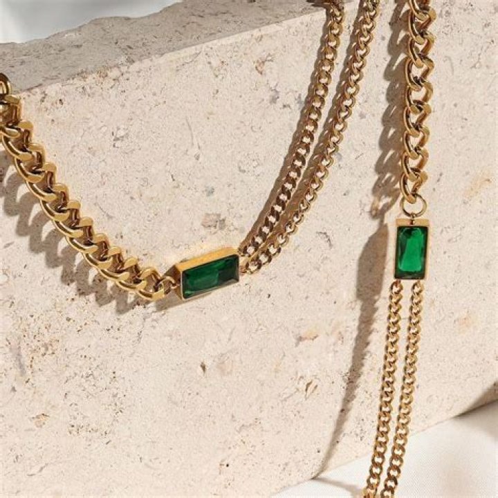 Gold tone Stainless Steel Eva Classic Emerald Jewelry Set from Glazd