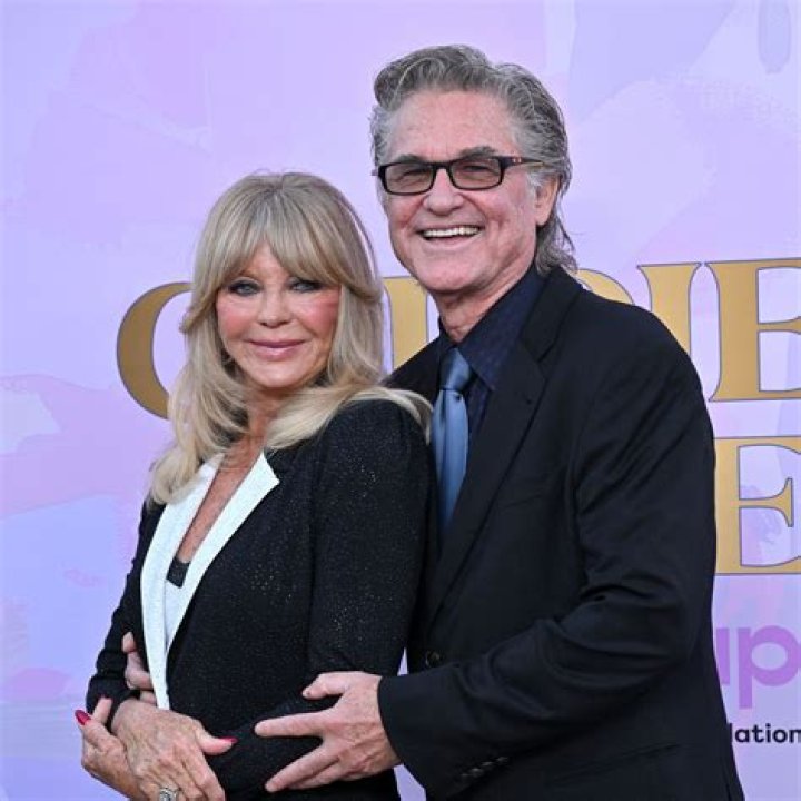 Goldie Hawn Heartbreakingly Reveals Son Oliver Hudson Almost Died at 1