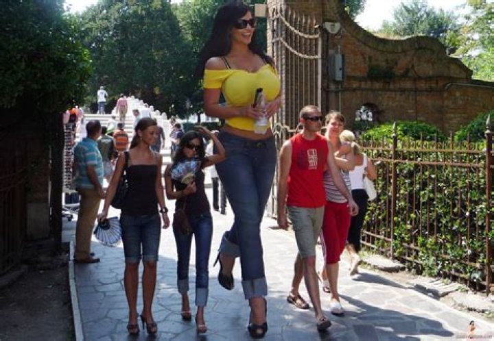 Growing a giantess by miialexia on DeviantArt