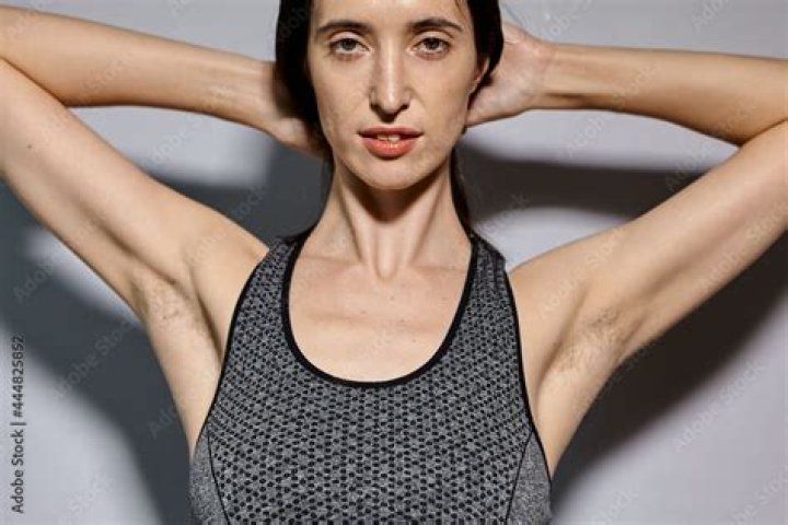 Hairy Female Armpits are the Latest Instagram Sensation (27 pics