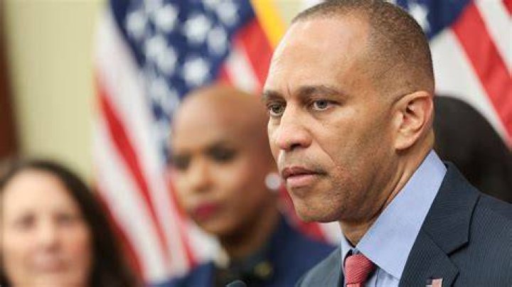 Hakeem Jeffries' Wife, Kennisandra Jeffries 5 Fast Facts