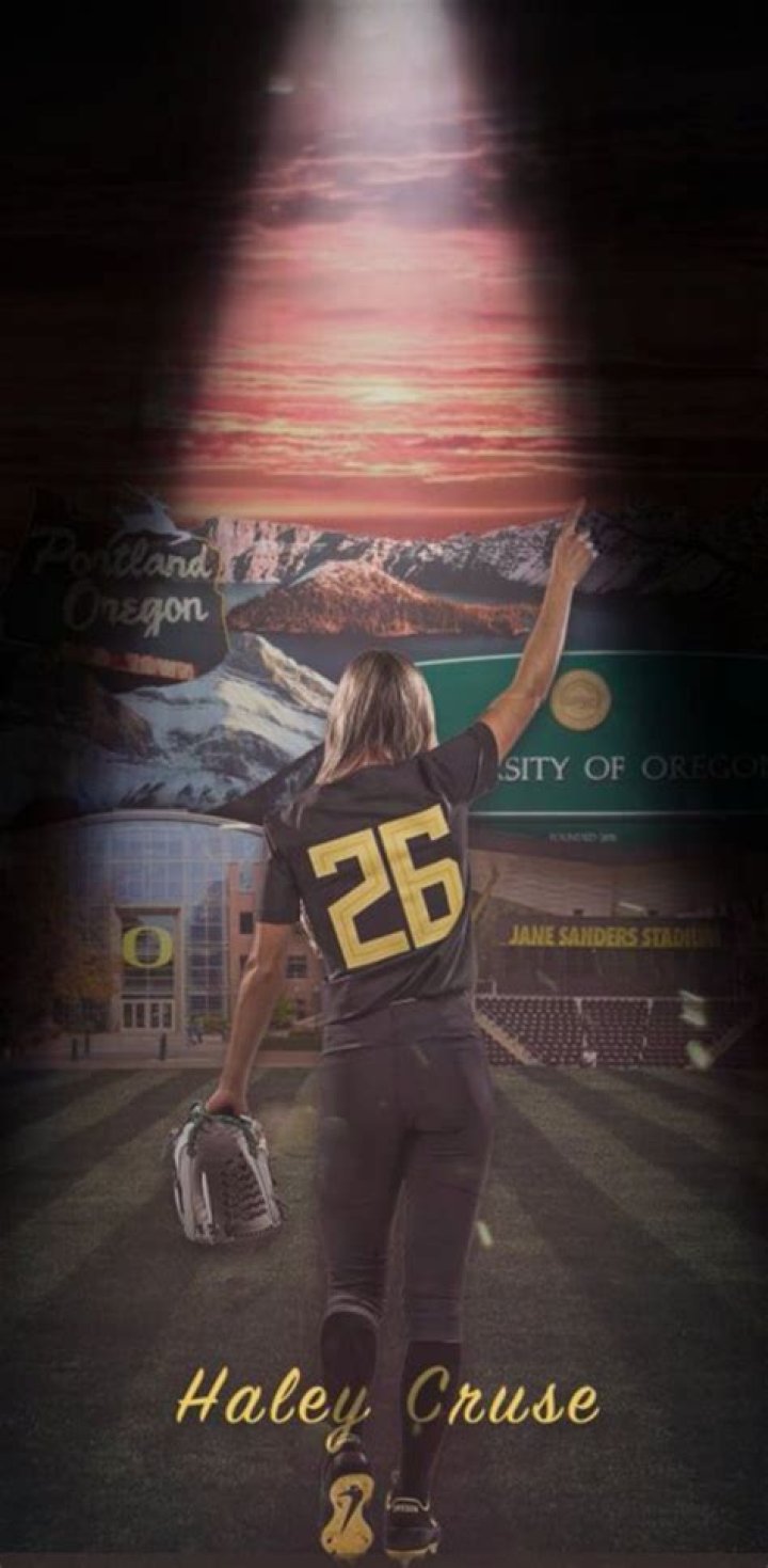 Haley Cruse / Haley Cruse Leaves Her Mark On The Oregon Softball