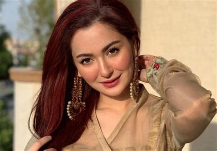 Hania Amir Biography, Wiki, Net Worth, Facts, Life Story, career and