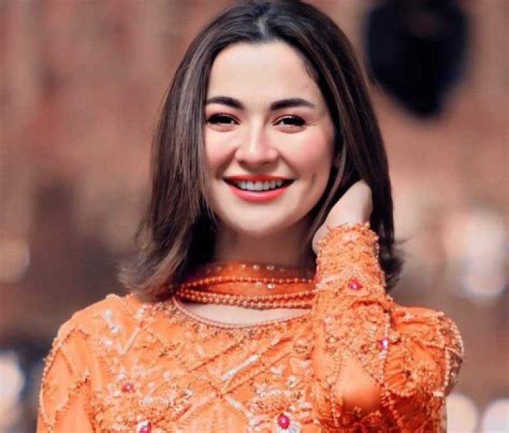 Hania Amir Photo
