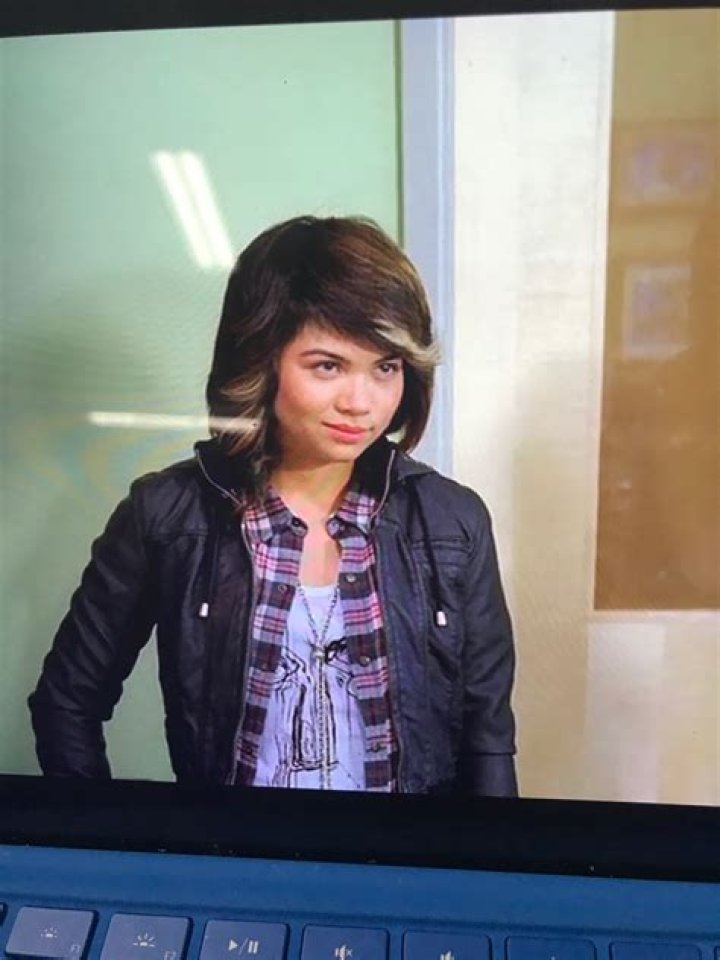 Hayley Kiyoko LezWatch.TV