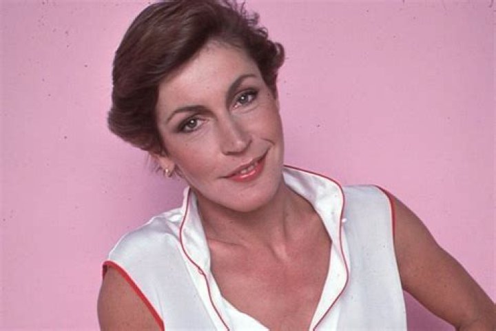 Helen Reddy's Daughter's Tragic Passing A Heartbreaking Story