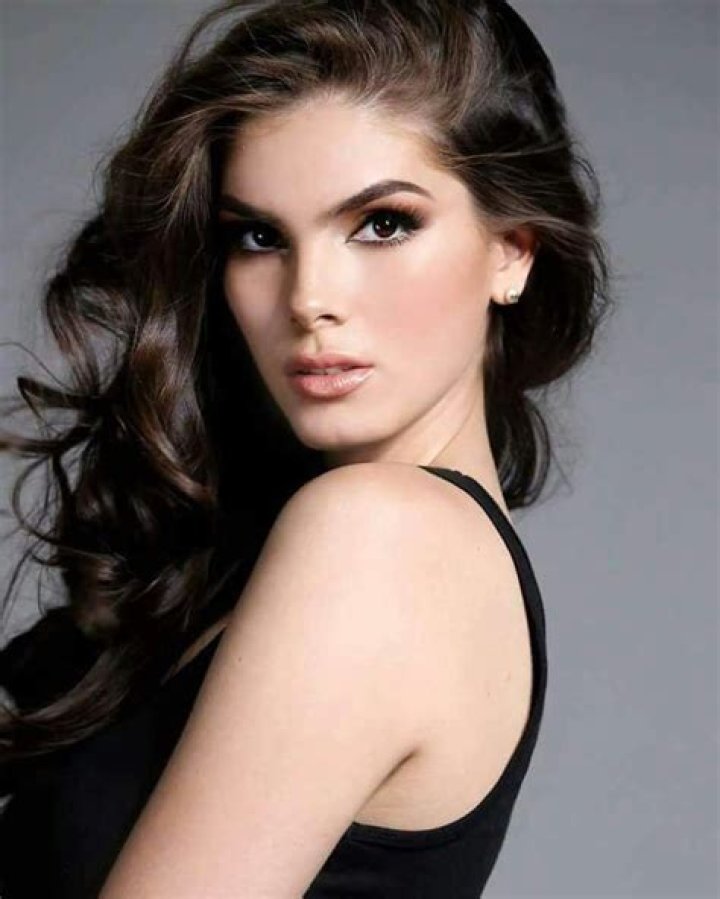 HERMOSAS MUJERES LAS MAS CADERONAS,NALGONAS Y CULONAS DE TIKTOK YouTube