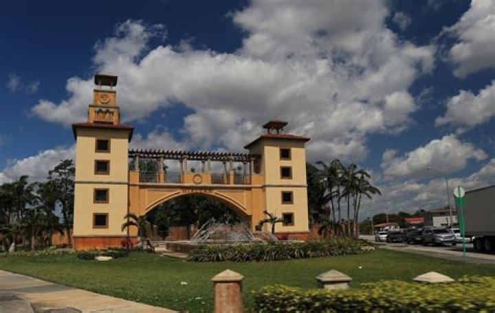 Hialeah, Florida WorldAtlas