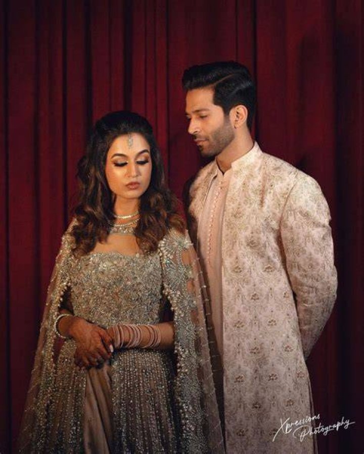 HIBA QADIR SURPRISED HER FANS WITH HER MAYOUN PICS.