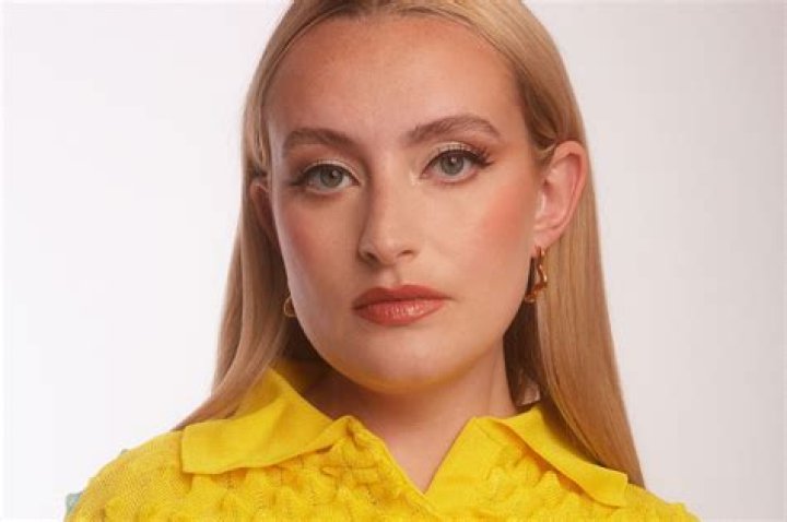 How Amelia Dimoldenberg Upended Our RedCarpet Expectations Vanity Fair