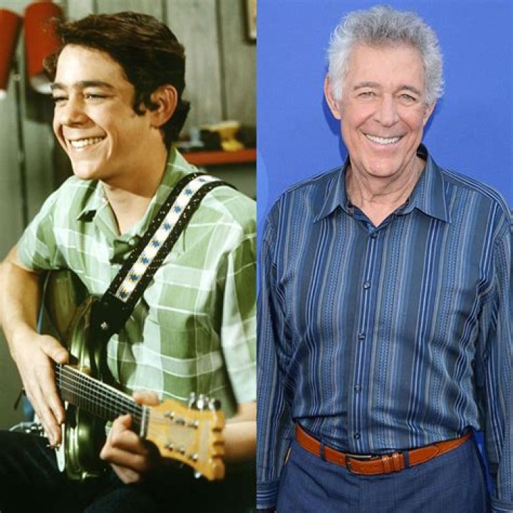 How Long Has Barry Williams Been Married