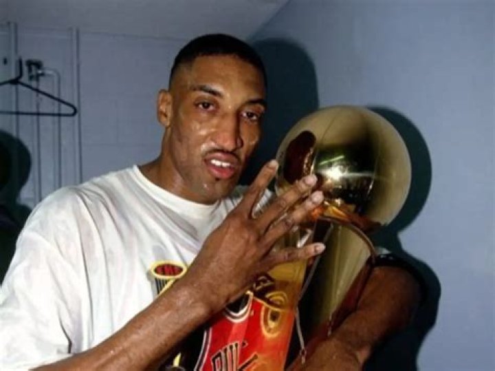 How many rings does Scottie Pippen have? FirstSportz