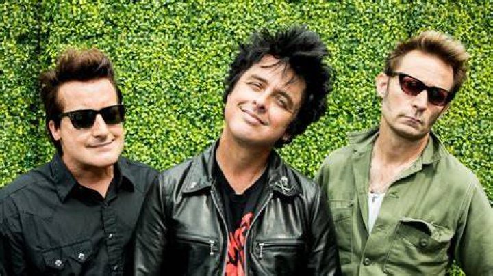 How Much The Members Of Green Day Are