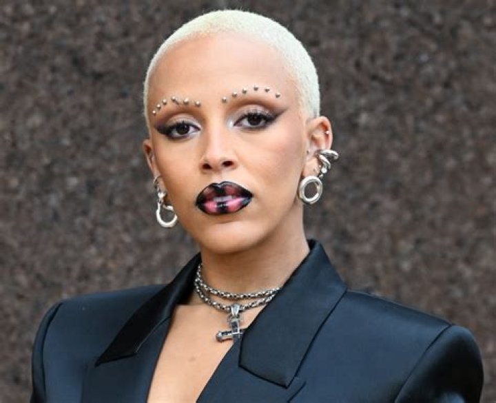 How Old Is Doja Cat 2024 Truda Jacquelynn