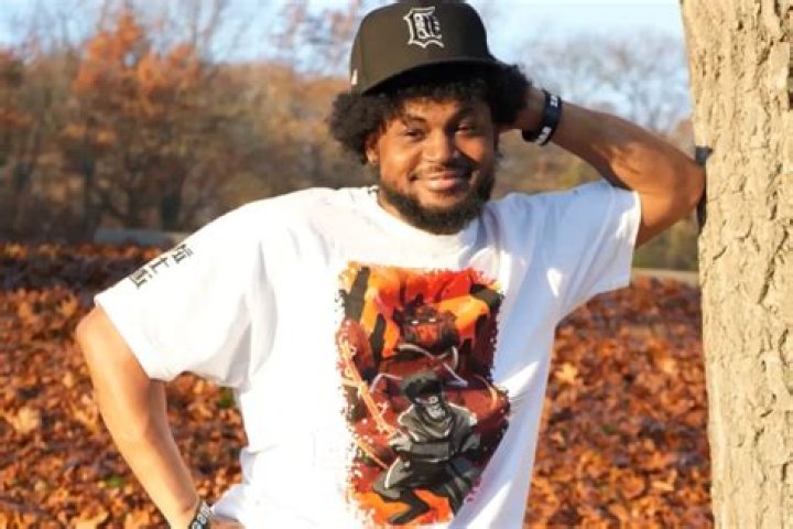 How Tall Is Coryxkenshin? Height, Age, Bio & Gaming Success