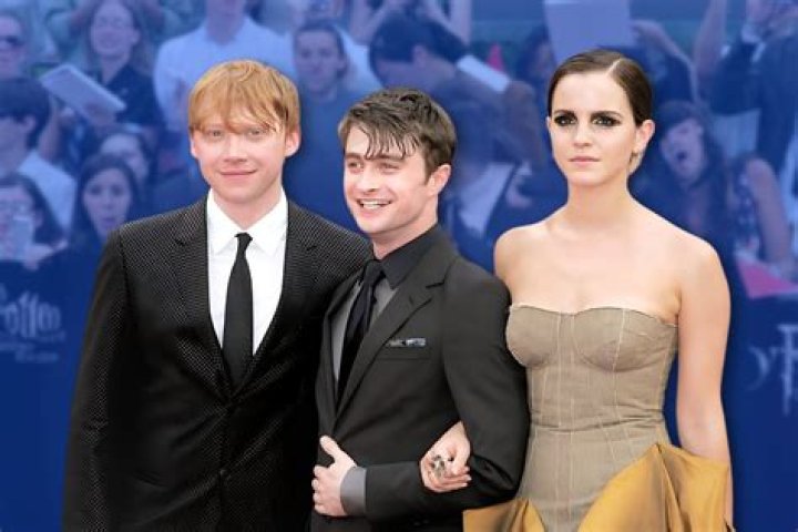 How Tall is Daniel Radcliffe His Height Compared To Emma Watson