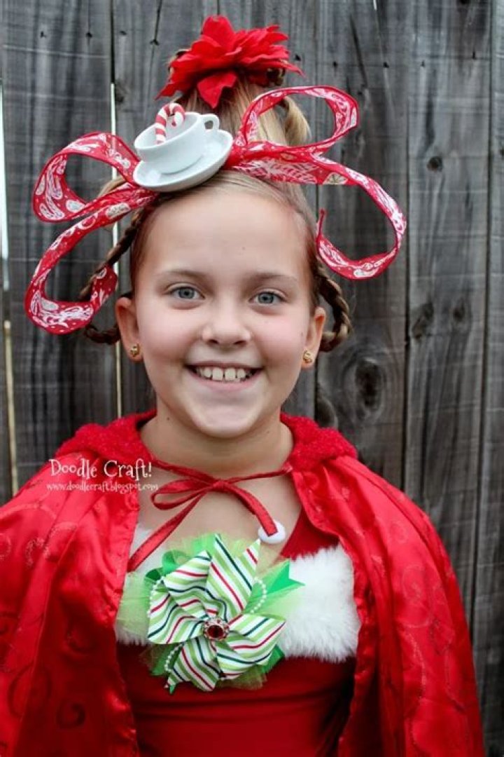 How to do cindy lou hair Cindy lou hair, Whoville hair, Crazy hair