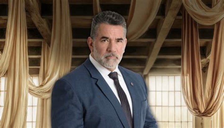 &iexcl;No puede ser! Eduardo Santamarina confiesa que llegaba a Televisa