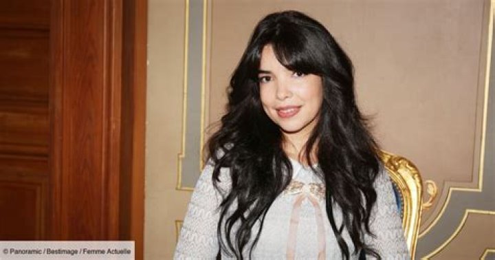 Indila origine parents in 2021 Parents, Movie posters, Movies