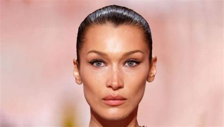 Inside Bella Hadid's NYC Penthouse Trendyfikation