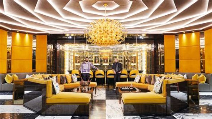 Inside Drake's 50,000 Square Foot Toronto Home (PHOTOS)