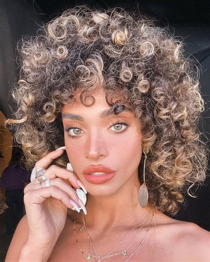 Instagram post by Eden Fines עדן פינס &bull; Mar 4, 2020 at 417pm UTC