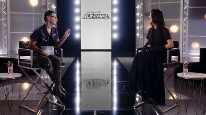 Interview Anna Yinan Zhou show dark and romantic is still powerful