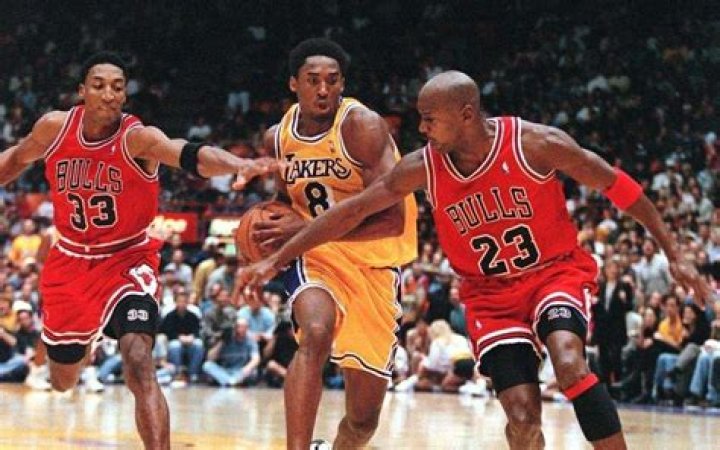 Introducir 89+ imagen scottie pippen shoes 1996 Abzlocal.mx