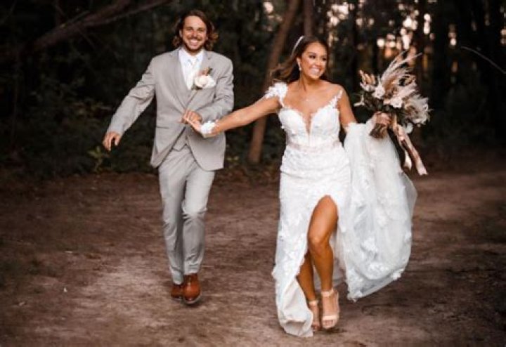 Is Alexandra Kay Married