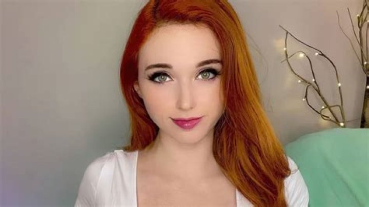 Is Amouranth Trans