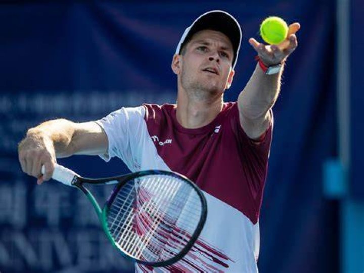Is Hubert Hurkacz's 2022 wedding planned, girlfriend?
