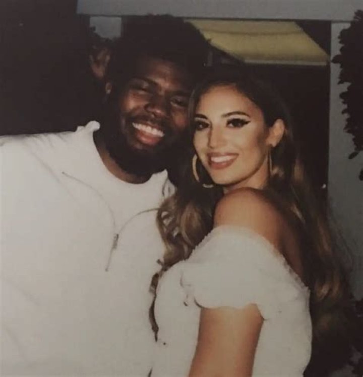 Is Khalid Married? She Began