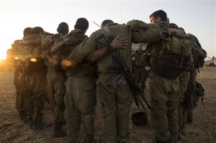 Israeli Shells Are Said to Hit a U.N. School The New York Times