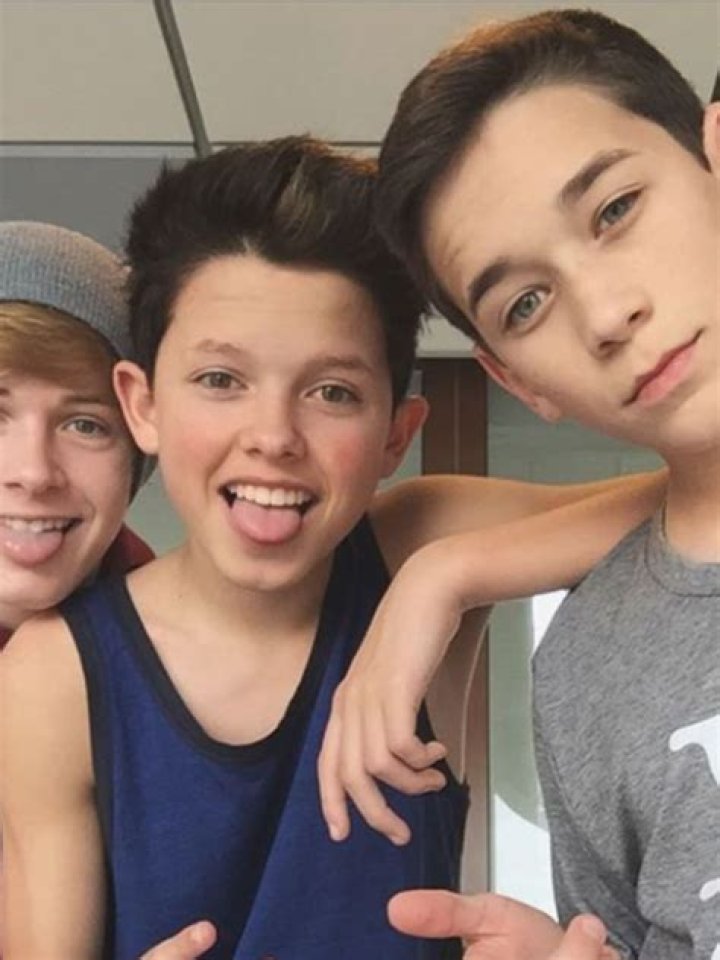 Jacob, Brandon, and some one else Jacob sartorius, Jacobs, Brandon