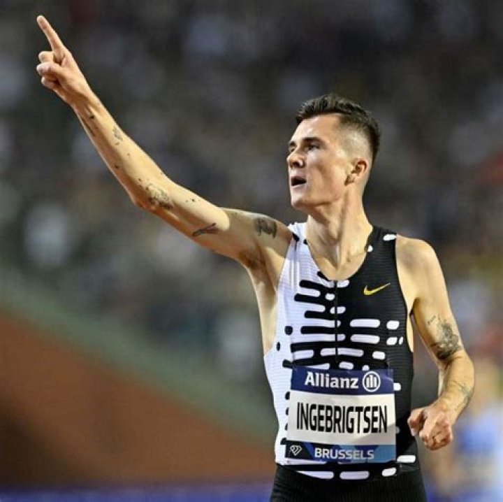 Jakob Ingebrigtsen Sets 2K World Record 2023 Brussels Diamond League Meet