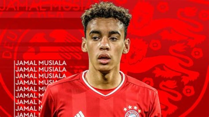 Jamal Musiala Bayern Munich midfielder signs fiveyear professional