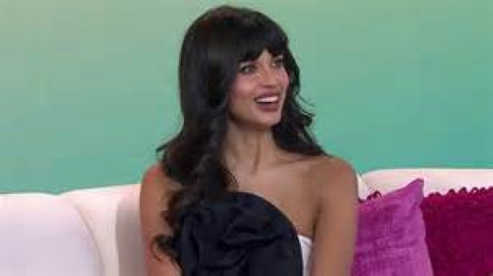 Jameela Jamil Is Hitting Back Against AntiAbortion Sentiment, Opening