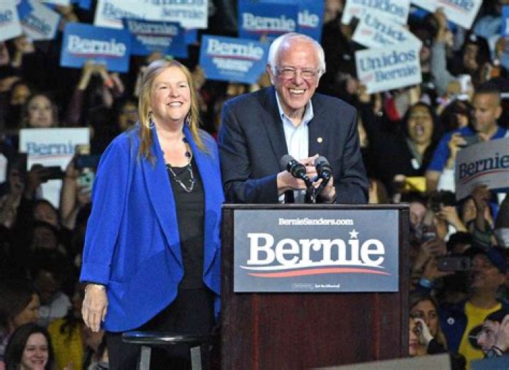 Jane Sanders is Bernie Sanders' Wife (Bio, Wiki)