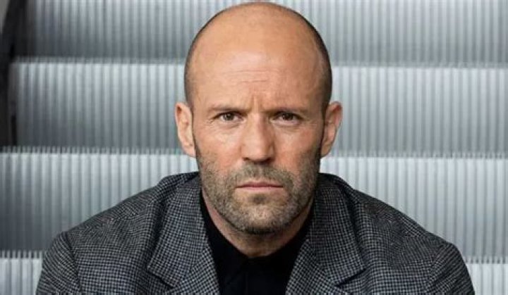 Jason Statham Age, Net Worth, Wife, Family, Height and Biography