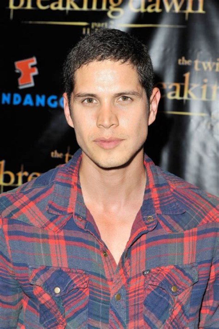 JD Pardo at event of The Twilight Saga Breaking Dawn Part 2. He's